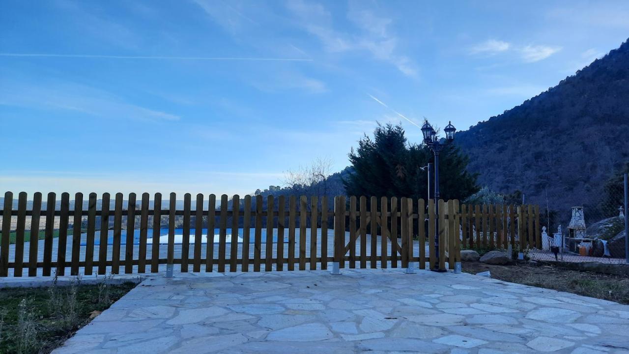 Chalet Con Piscina Y Bbq Para 10 Personas San Martín de Valdeiglesias Extérieur photo